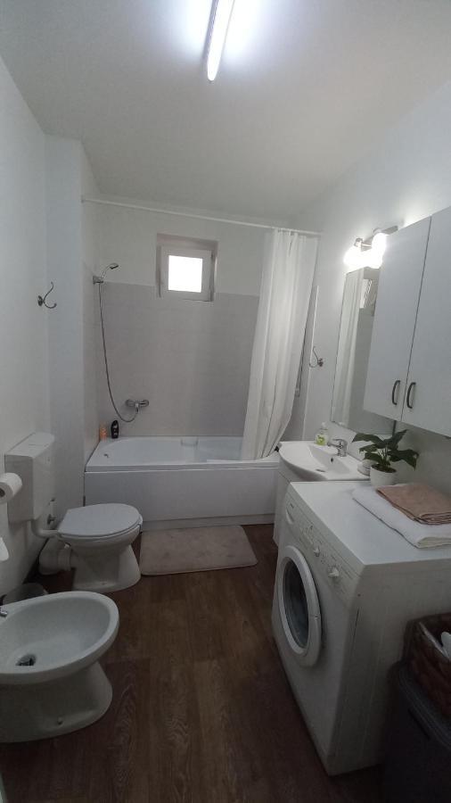 Dove Apartment Sibiu Bagian luar foto