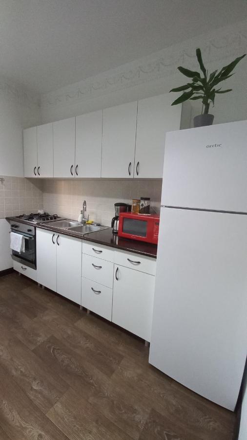 Dove Apartment Sibiu Bagian luar foto