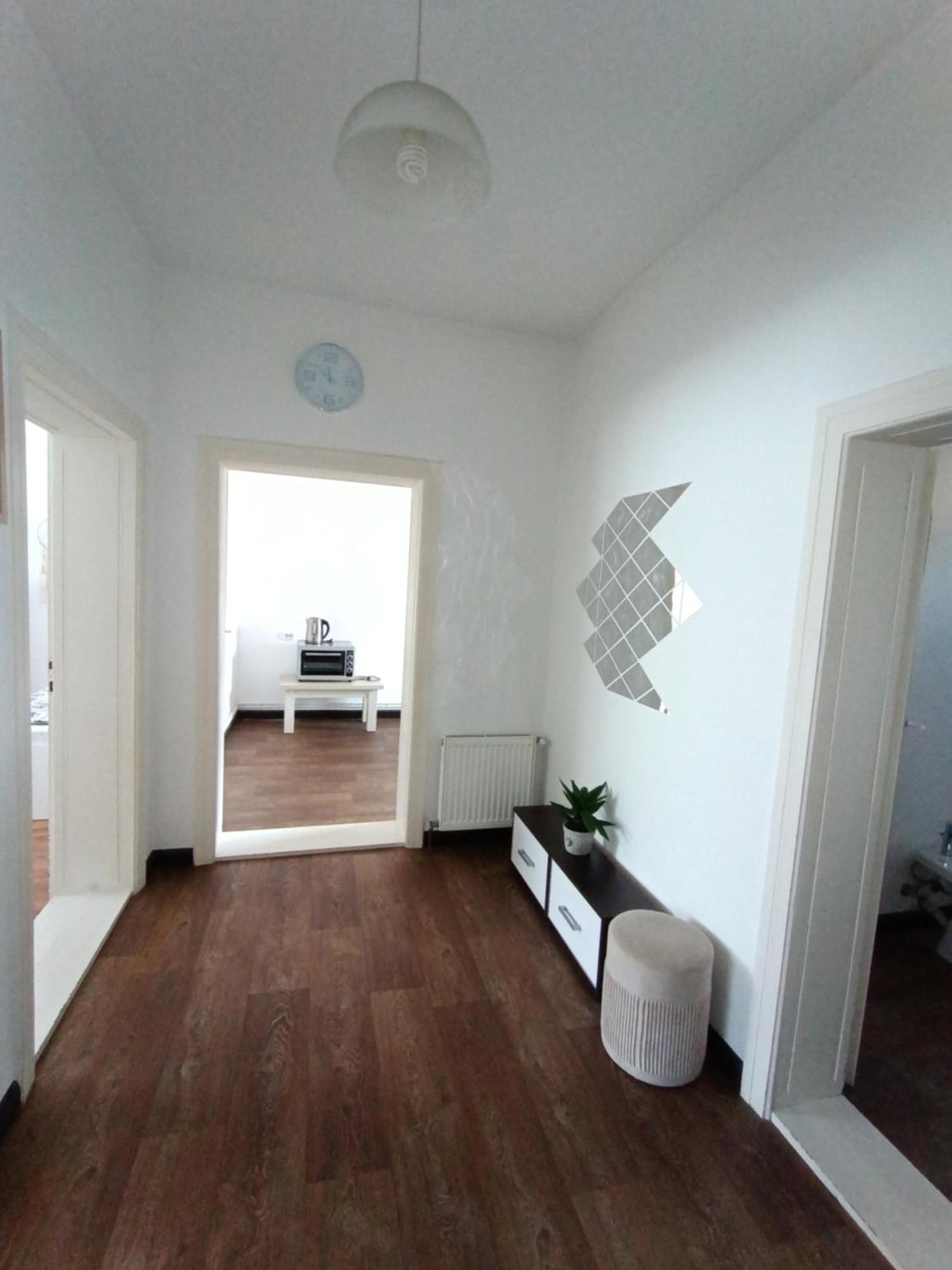 Dove Apartment Sibiu Bagian luar foto